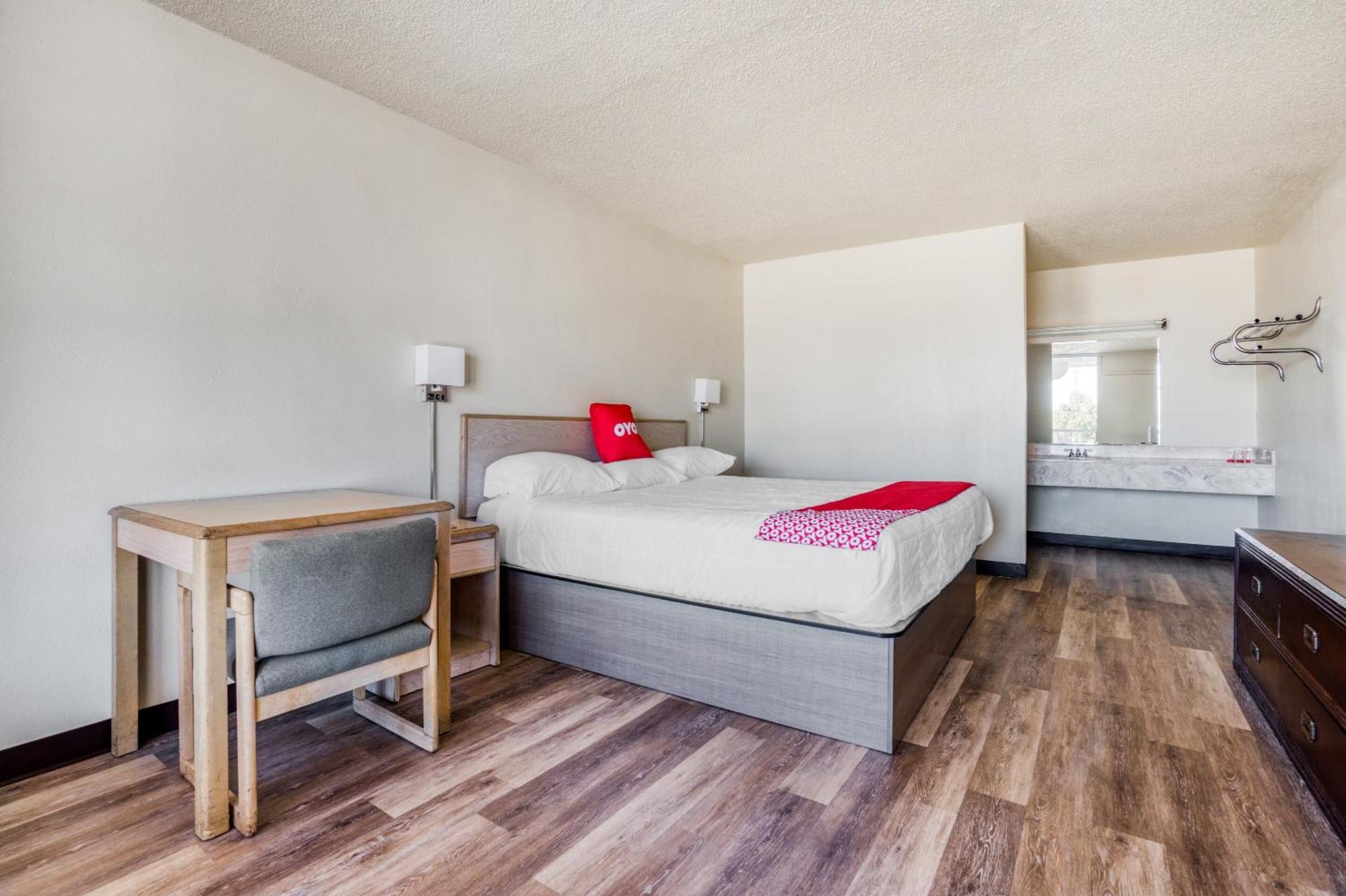 Oyo Hotel Waco University Area I-35 Extérieur photo