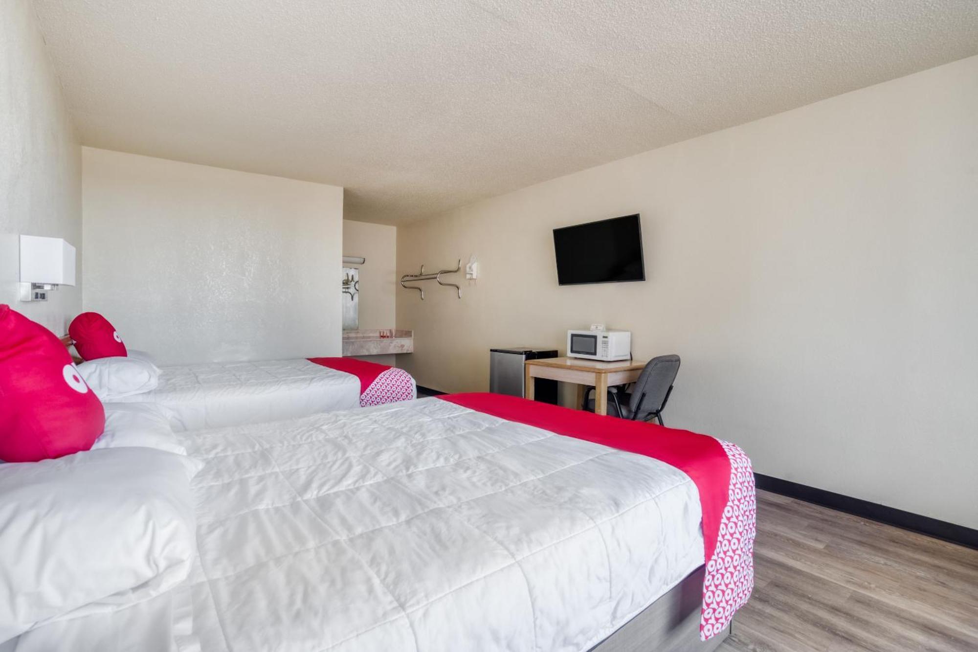 Oyo Hotel Waco University Area I-35 Extérieur photo