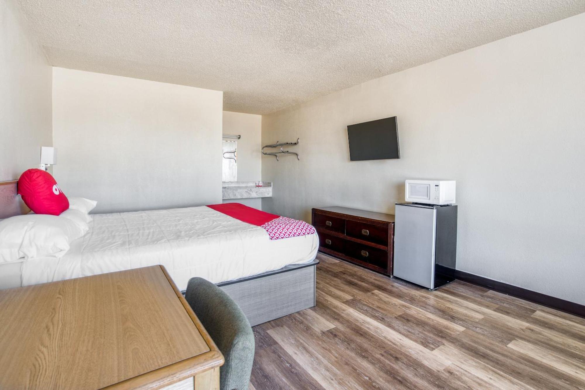 Oyo Hotel Waco University Area I-35 Extérieur photo